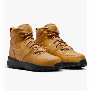 Nike Kids' Manoa Sneaker Winter Boot 5Y
